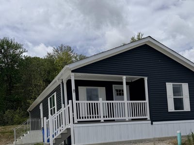 /international/us/12530-kinsman-road-burton-oh-110102898400/