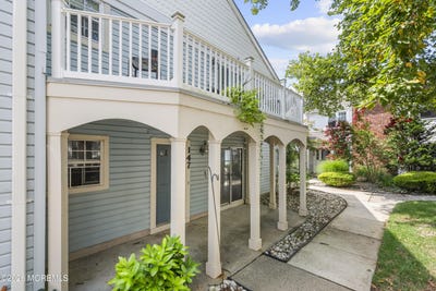 /international/us/147-tulip-lane-freehold-nj-110119495125/