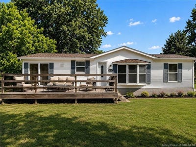 /international/us/8390-beech-street-se-elizabeth-in-110109391918/
