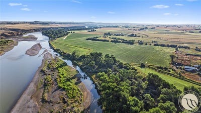 /international/us/2573-road-8-huntley-mt-110104456799/