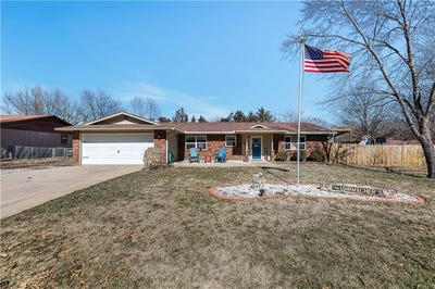 /international/us/3304-2nd-street-coffeyville-ks-110097791693/