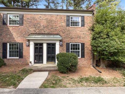 /international/us/3737-jamestown-circle-raleigh-nc-110106444737/