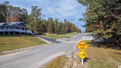 /international/us/little-lake-village-dr-lot-23-grand-rivers-ky-110102652258/