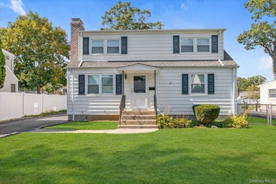 /international/us/13-inwood-road-glen-cove-ny-110120147320/