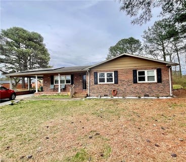 /international/us/1341-devonshire-court-suffolk-va-110106363771/