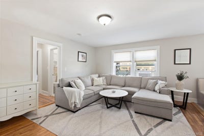 /international/us/512-mamaroneck-avenue-white-plains-ny-110102165245/