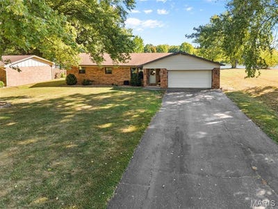 /international/us/2236-kaiser-road-new-athens-il-110120452820/