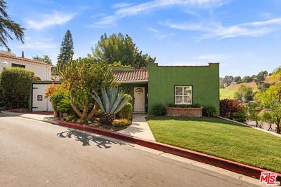 /international/us/1540-stanford-dr-glendale-ca-110120450522/