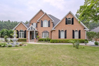 /international/us/5556-oakwood-avenue-stevens-point-wi-110101301955/