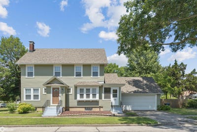 /international/us/2020-dill-street-burlington-ia-110100963158/?lang=en