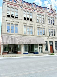 /international/us/20-w-washington-street-greencastle-in-110101095419/