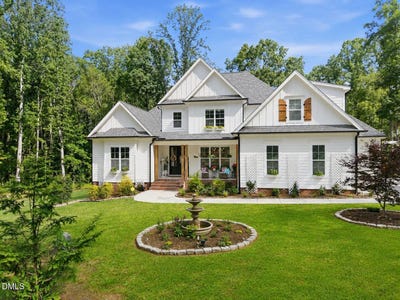 /international/us/3511-bruce-garner-road-wake-forest-nc-110108470116/
