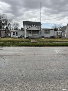 /international/us/777-n-cole-street-bushnell-il-110098166973/