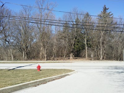 /international/us/15444-w-half-day-road-prairie-view-il-110119369642/