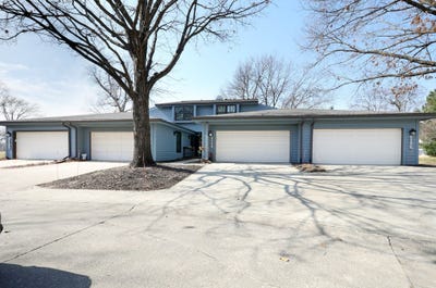 /international/us/6184-terrace-drive-johnston-ia-110106342907/