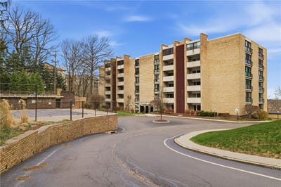 /international/us/53-highland-rd-bethel-park-pa-110106850880/