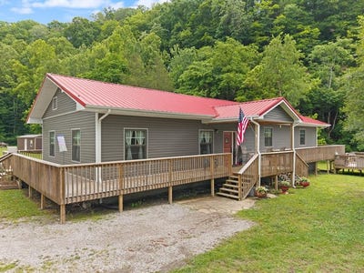 /international/us/315-red-bird-lane-pikeville-ky-110108386465/