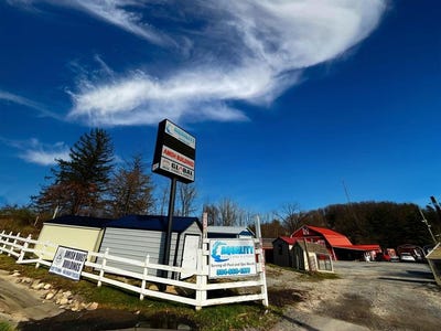 /international/us/2040-robert-c-byrd-drive-crab-orchard-wv-110100940656/?lang=zh-tw