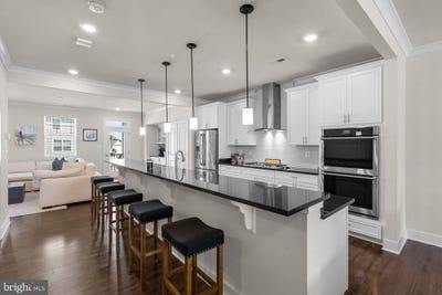 /international/us/7944-potter-place-elkridge-md-110100846487/
