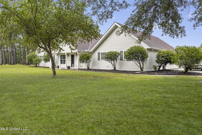 /international/us/1200-margie-street-waveland-ms-110100652323/