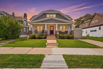 /international/us/2430-13th-ave-south-milwaukee-wi-110119885924/