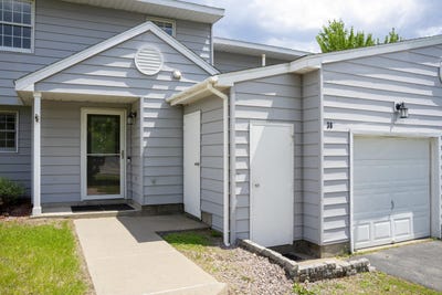 /international/us/38-kansas-avenue-plattsburgh-ny-110108302931/