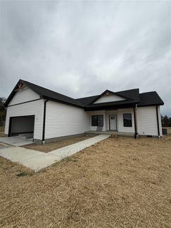 /international/us/3157-plainview-church-road-auburn-ky-110120084432/