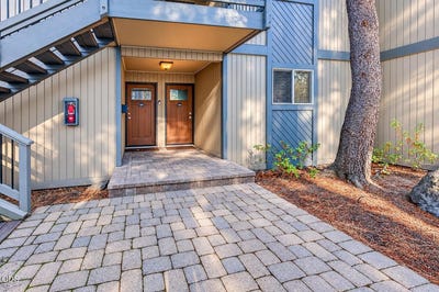 /international/us/19717-sw-mount-bachelor-drive-bend-or-110120897189/