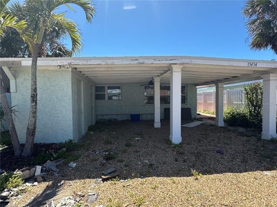/international/us/13434-1st-st-e-madeira-beach-fl-110100241057/