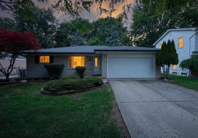 /international/us/212-charterhouse-drive-canton-mi-110108904231/