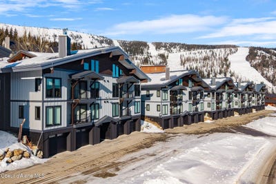 /international/us/169-crystal-springs-rd-sandpoint-id-110108383996/
