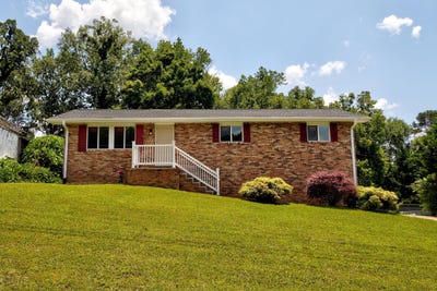 /international/us/624-corbley-road-rossville-ga-110100466437/