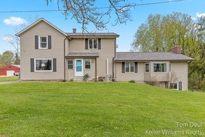 /international/us/1155-johnson-street-marne-mi-110107785527/