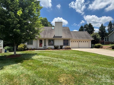 /international/us/2420-24th-avenue-ne-hickory-nc-110101001813/