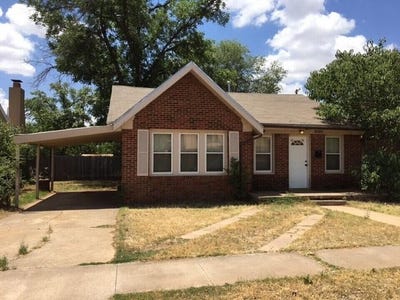 /international/us/2121-17th-street-lubbock-tx-110120135921/