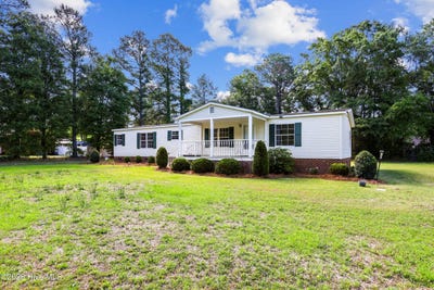 /international/us/2051-old-grantham-road-goldsboro-nc-110108205000/