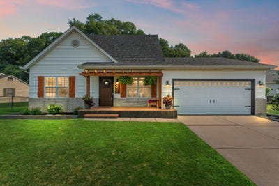 /international/us/1332-port-cove-drive-chesterton-in-110100982773/