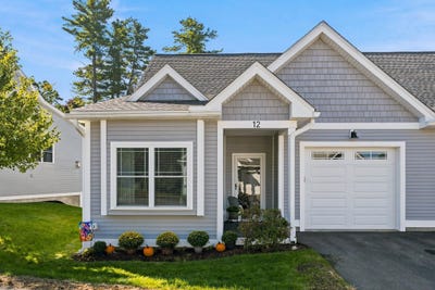 /international/us/12-abenaki-circle-merrimack-nh-110110244841/