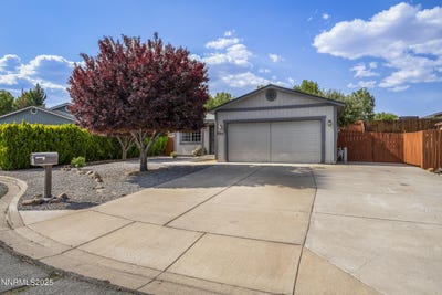 /international/us/6375-mohegan-court-sun-valley-nv-110100068336/