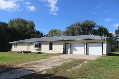 /international/us/1499-myers-rd-broken-bow-ne-110102707837/