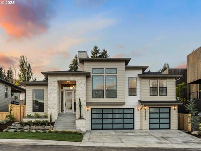 /international/us/13173-se-regency-view-st-happy-valley-or-110101162789/