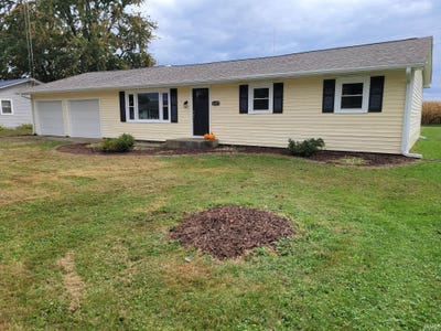 /international/us/11457-n-westwood-drive-farmersburg-in-110120606656/