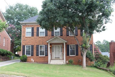 /international/us/3209-henderson-walk-atlanta-ga-110107891944/