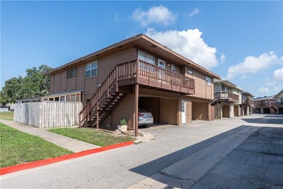/international/us/6107-hidden-wood-corpus-christi-tx-110102759988/