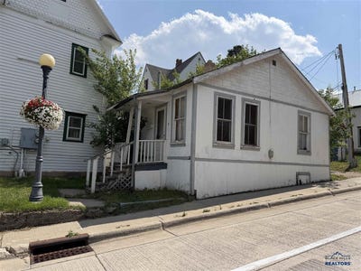 /international/us/9-baltimore-street-lead-sd-110109885701/