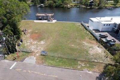 /international/us/4033-n-river-view-avenue-tampa-fl-110097935050/