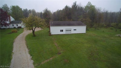 /international/us/6354-belle-road-geneva-oh-110107882123/