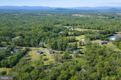 /international/us/14477-hazel-river-church-rd-rixeyville-va-110105068950/