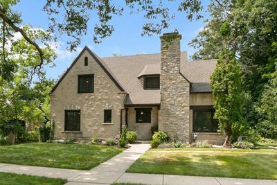 /international/us/426-bostwick-avenue-janesville-wi-110101421987/