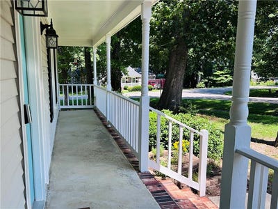/international/us/100-middlewood-ln-yorktown-va-110100309459/